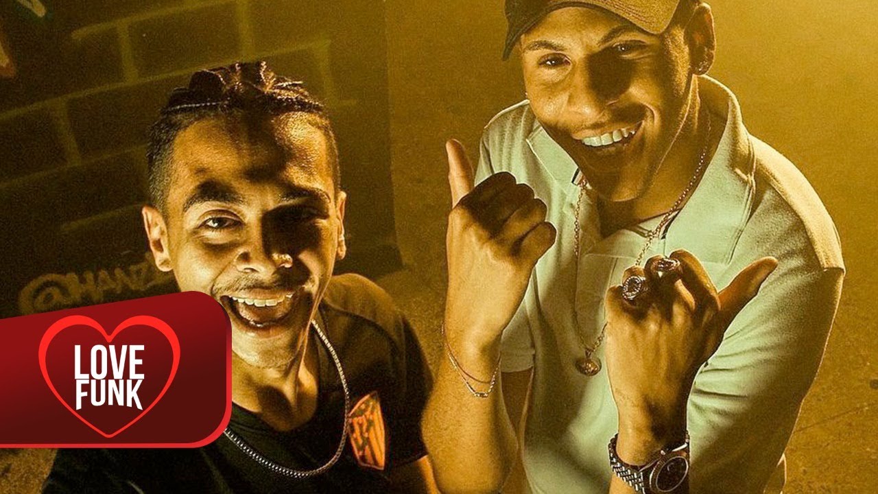 É COMER GOSTOSO UMA PUT@ DE SILICONE – MC Lucks (Love Funk) DJ Pedro Azevedo